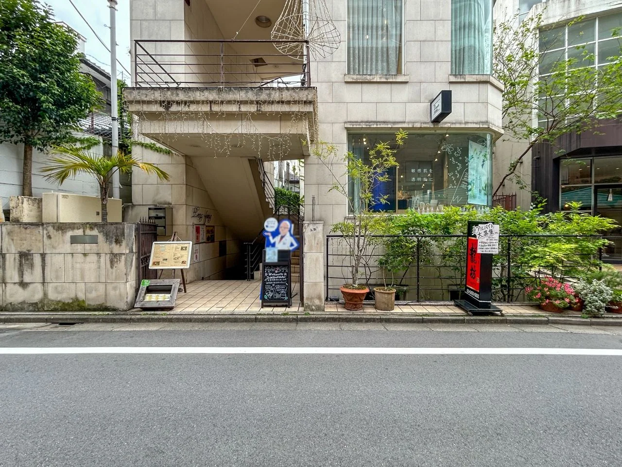 オクターヴコート代官山 B1 ビルエントランス 5