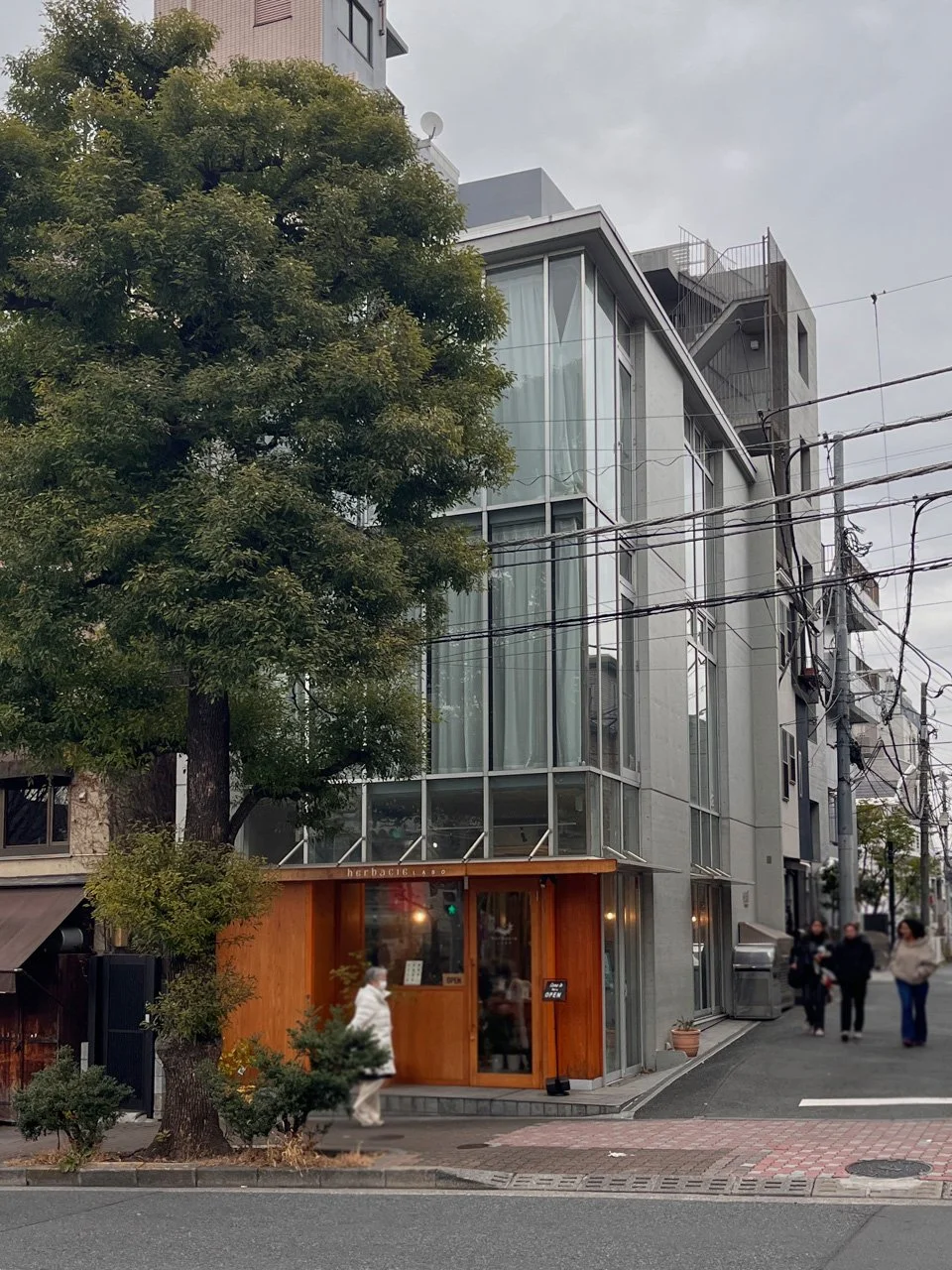 Oak5ビル 1階〜3階一棟貸し オフィスビル外観 1