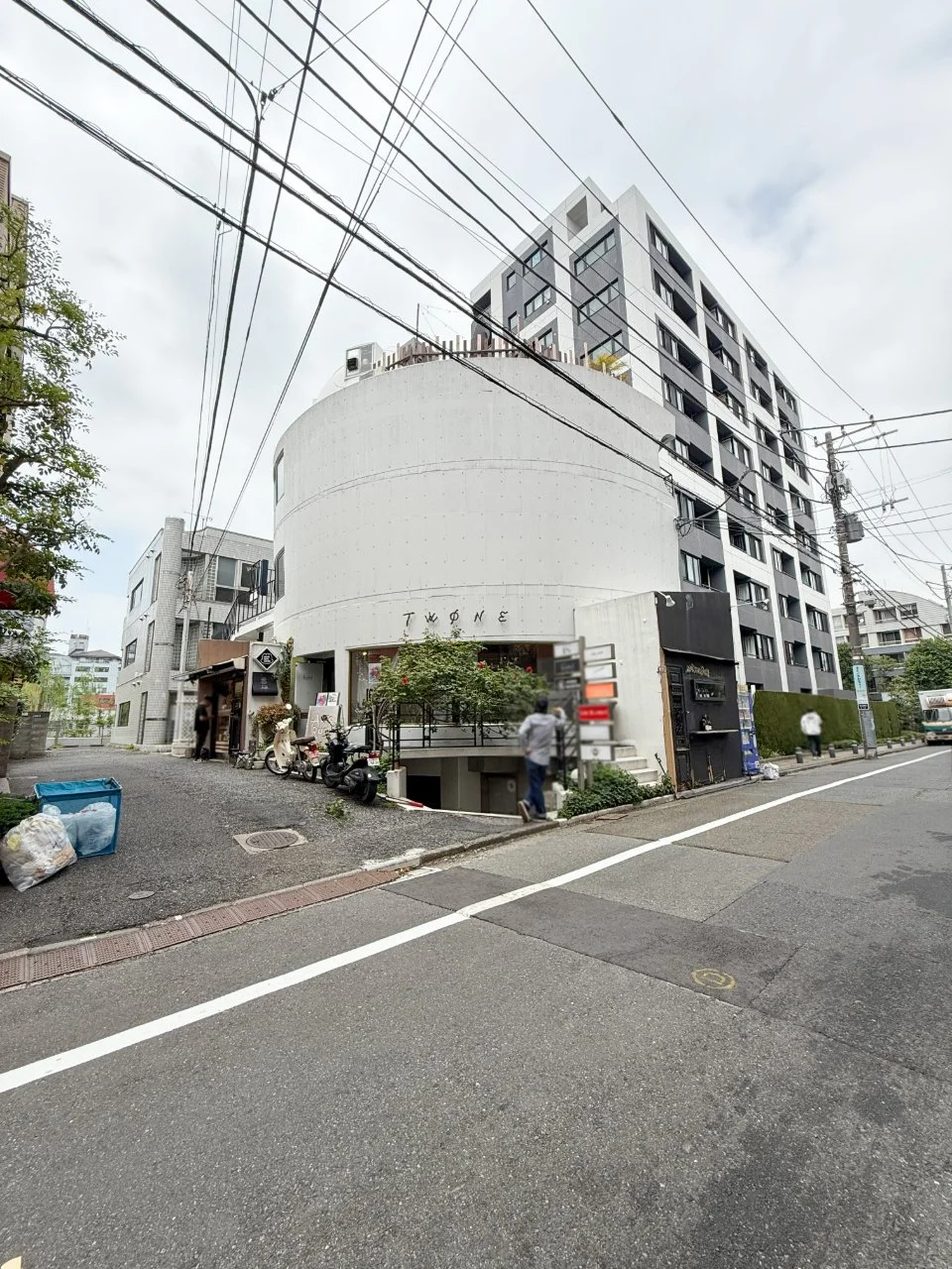 TWONE DAIKANYAMA(TWONE代官山)(トゥワォン代官山)ビル 2 外観 1
