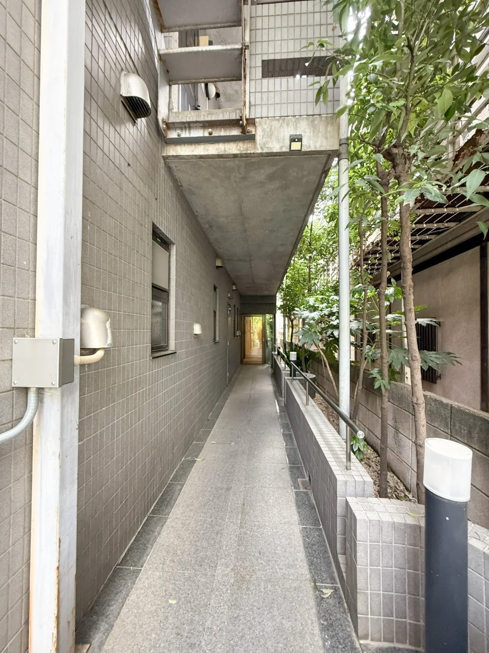 アレッシー恵比寿ビル 地下2階~地上3階一棟貸し エントランス 3