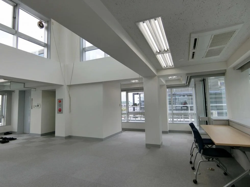 Arromic Bldg. 5 内装 2