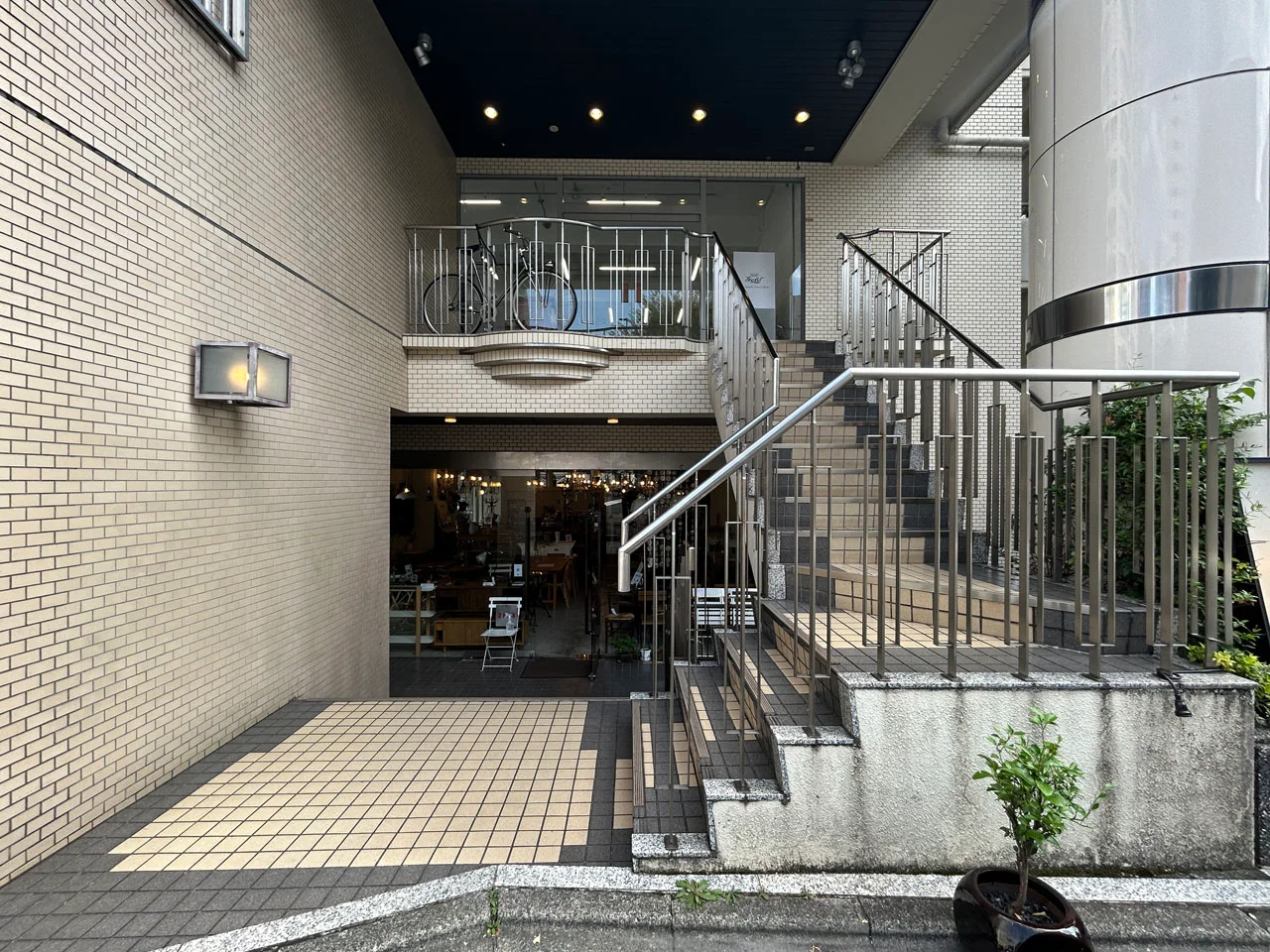 ツインビル代官山A棟 1 ビルエントランス 3