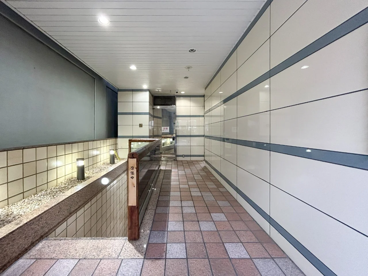 南平台野坂ビル - 画像1