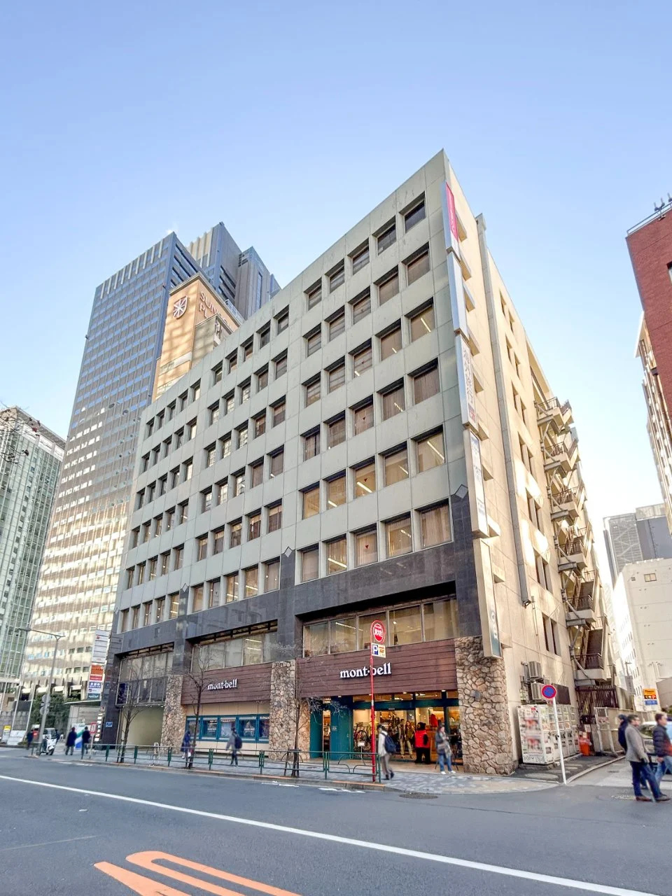 NMF新宿南口ビル 3 オフィスビル外観 1