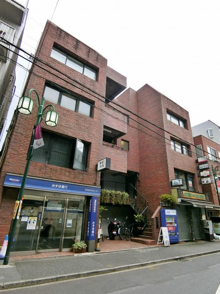 渡部ビル 1 外観 2