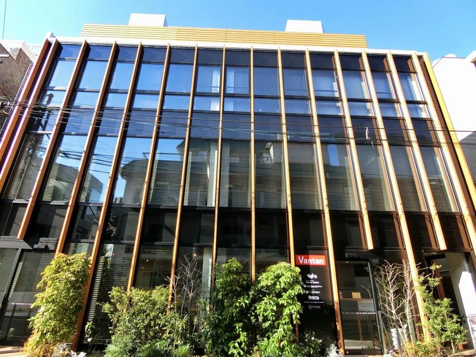 ザ・トライベッカ代官山(THE TRIBECA DAIKANYAMA) 地下1階~2階セット 外観 2