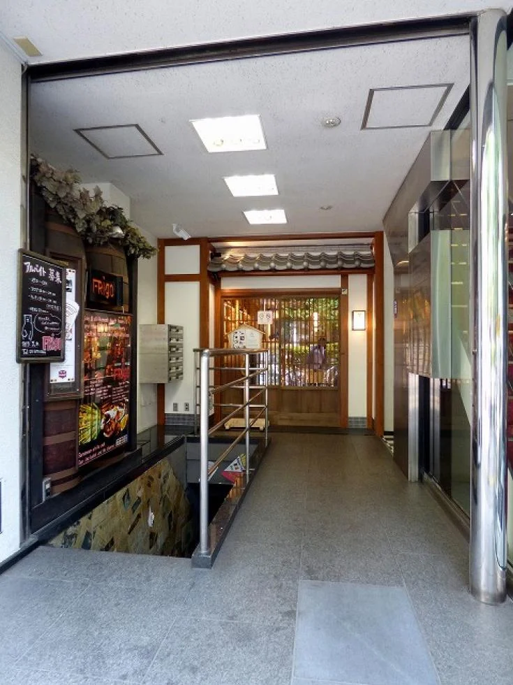 新宿島津ビル 5 ビルエントランス 5
