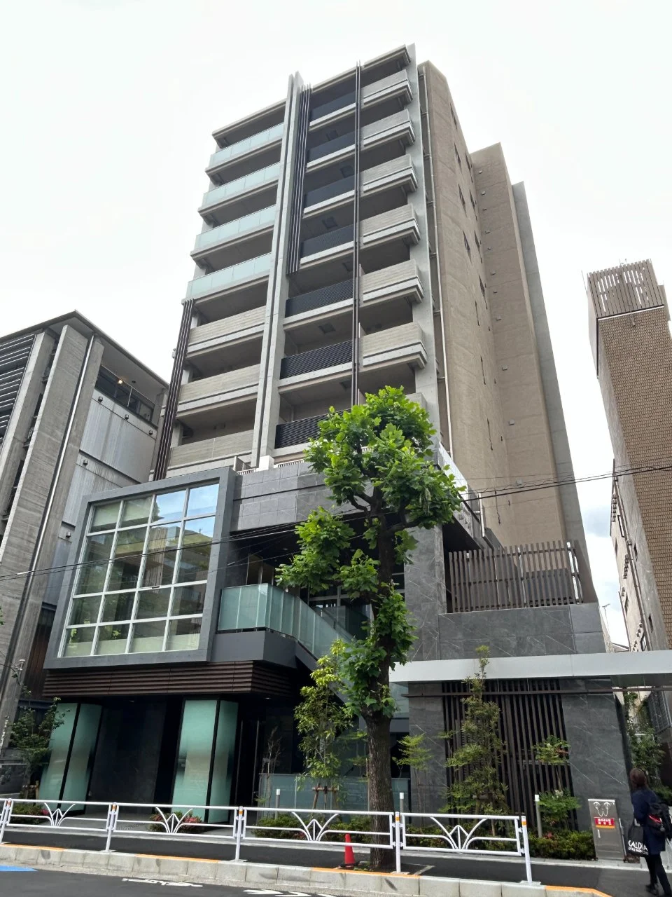 ENetial 代官山 B1 オフィスビル外観 1