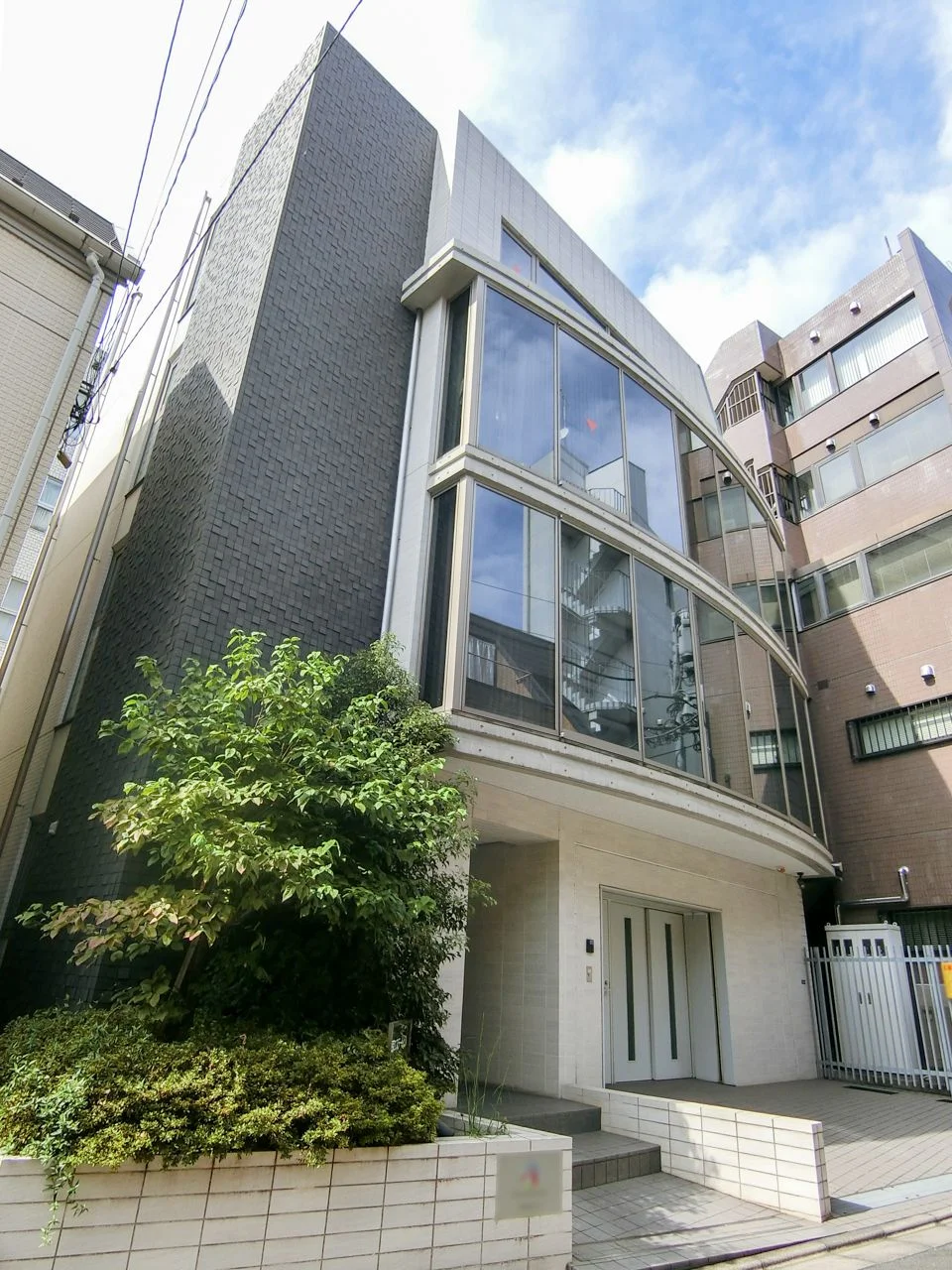 東京エステートビル 2 オフィスビル外観 2