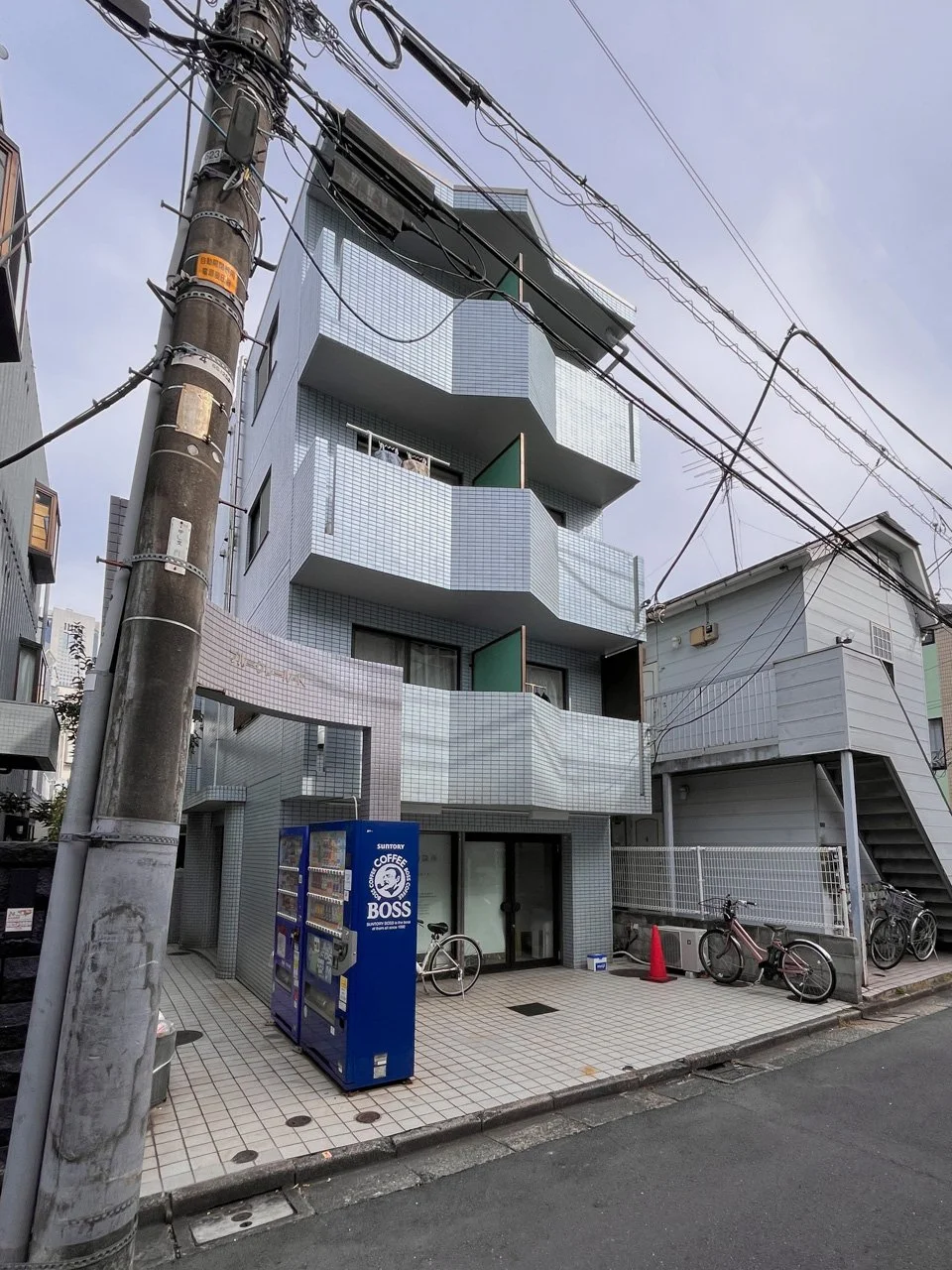 ブルークレール・K 1 外観 2