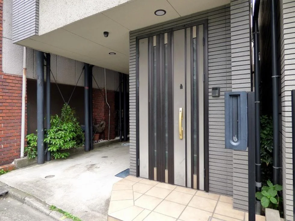 富ケ谷 戸建 1~3階 一棟貸 ビルエントランス 3