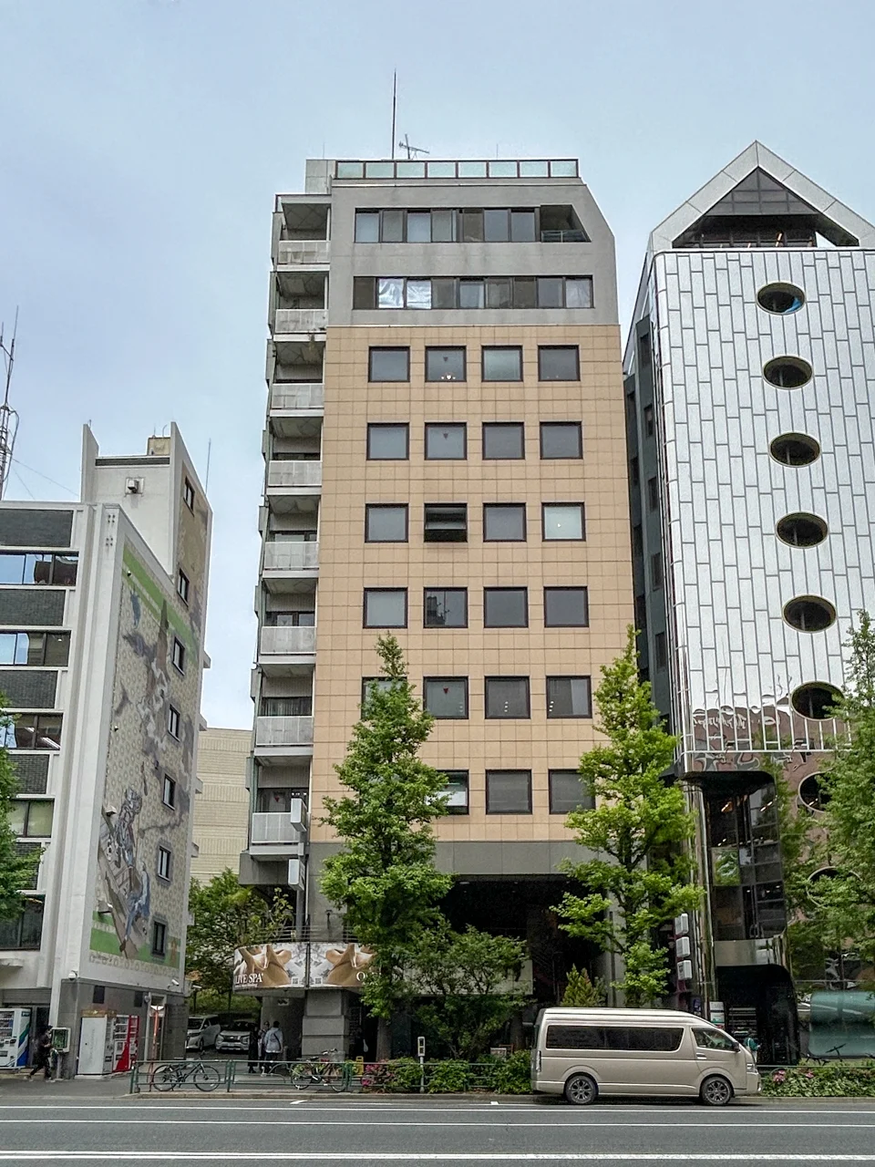 COM-BOX 7 外観 1