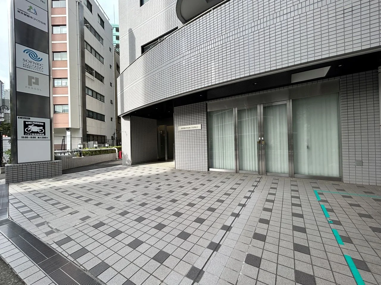 インターパーク代々木 4 ビルエントランス 4