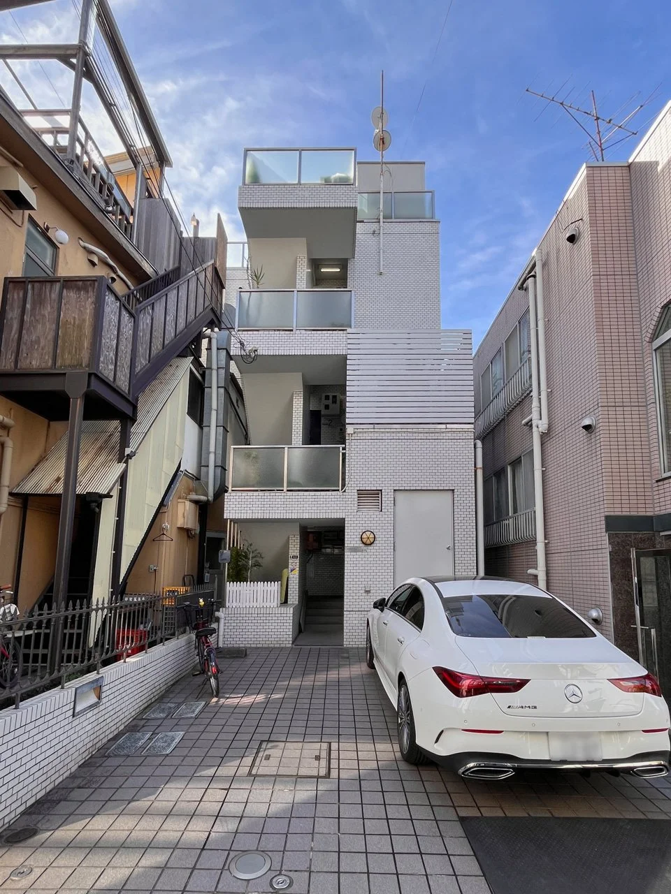 神宮前351ビル B1 外観 2