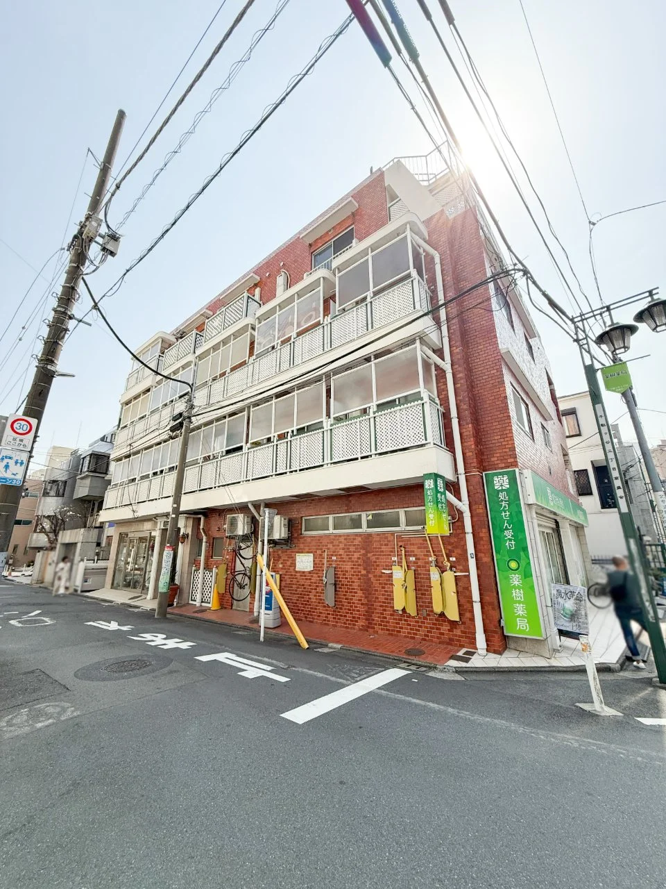 ウェスト青山ビル 1 オフィスビル外観 2