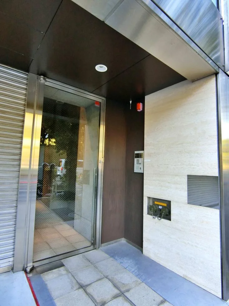 8×H BLDG.(エイトバイエイチ) 4 ビルエントランス 3