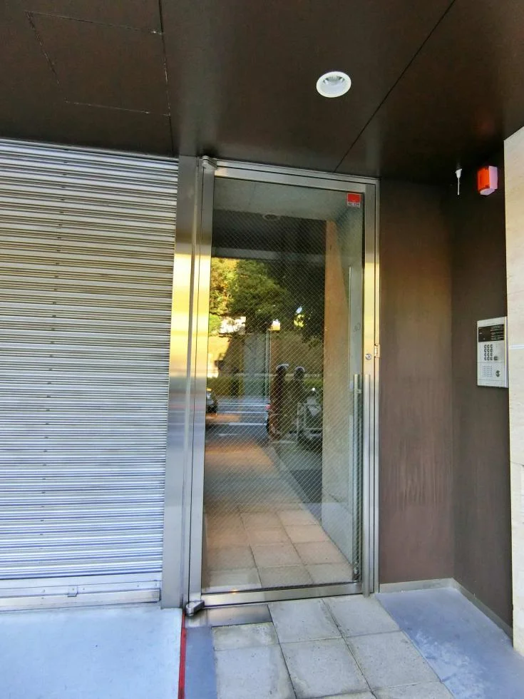 8×H BLDG.(エイトバイエイチ) 4 ビルエントランス 4