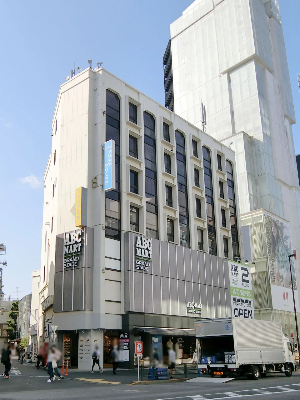 パトリアビル - 画像1