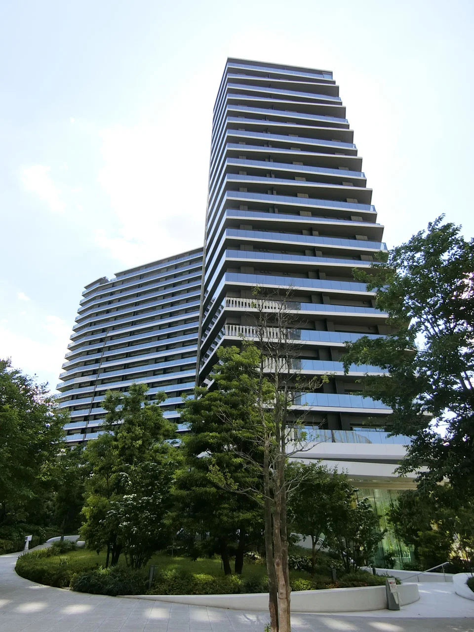 THE COURT神宮外苑 8 外観 1
