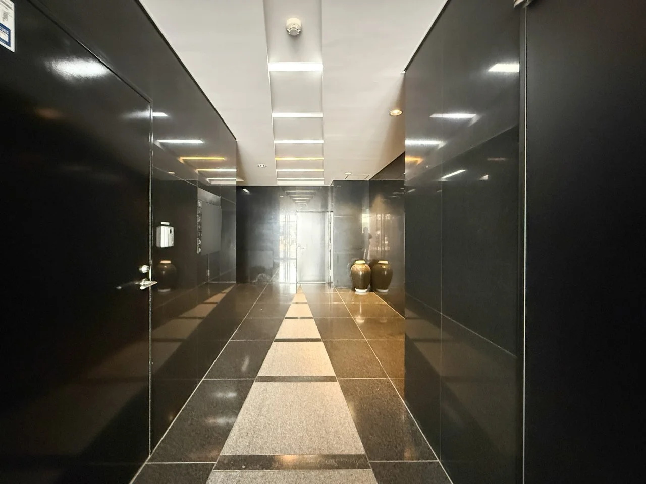 Will HAGiYA Building 3 ビルエントランス 4