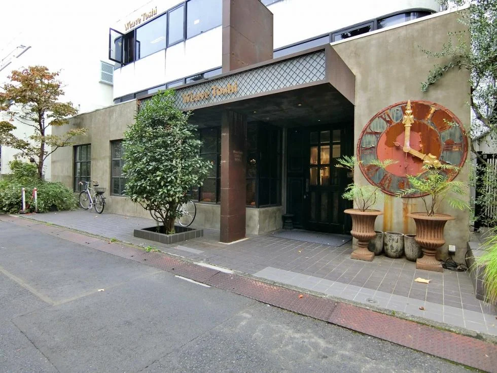 ラセーヌビル 一棟貸し エントランス 3
