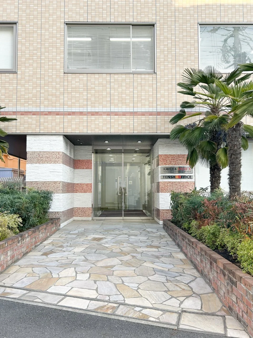 天翔オフィス代々木ANNEXビル 2 エントランス 3