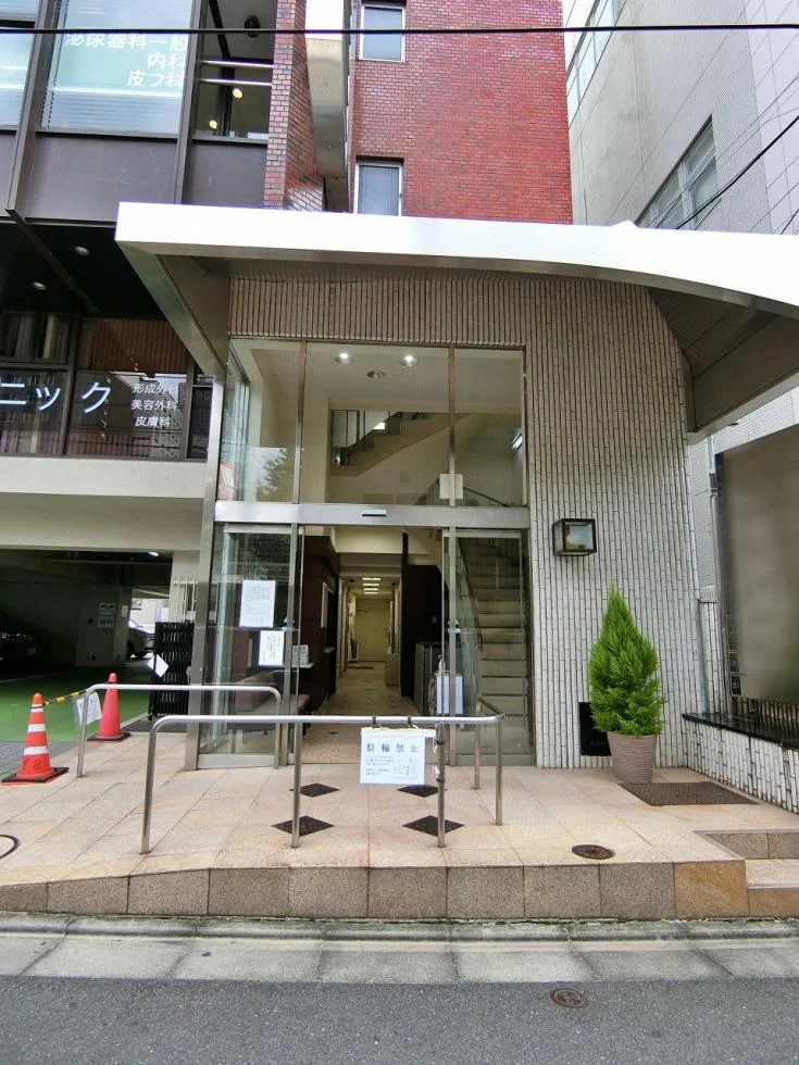 山葉メディカルセンタービル 5 エントランス 3