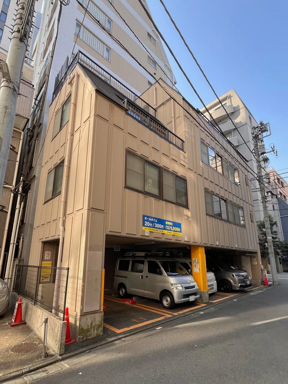 ステップ青山ビル 3 オフィスビル外観 1