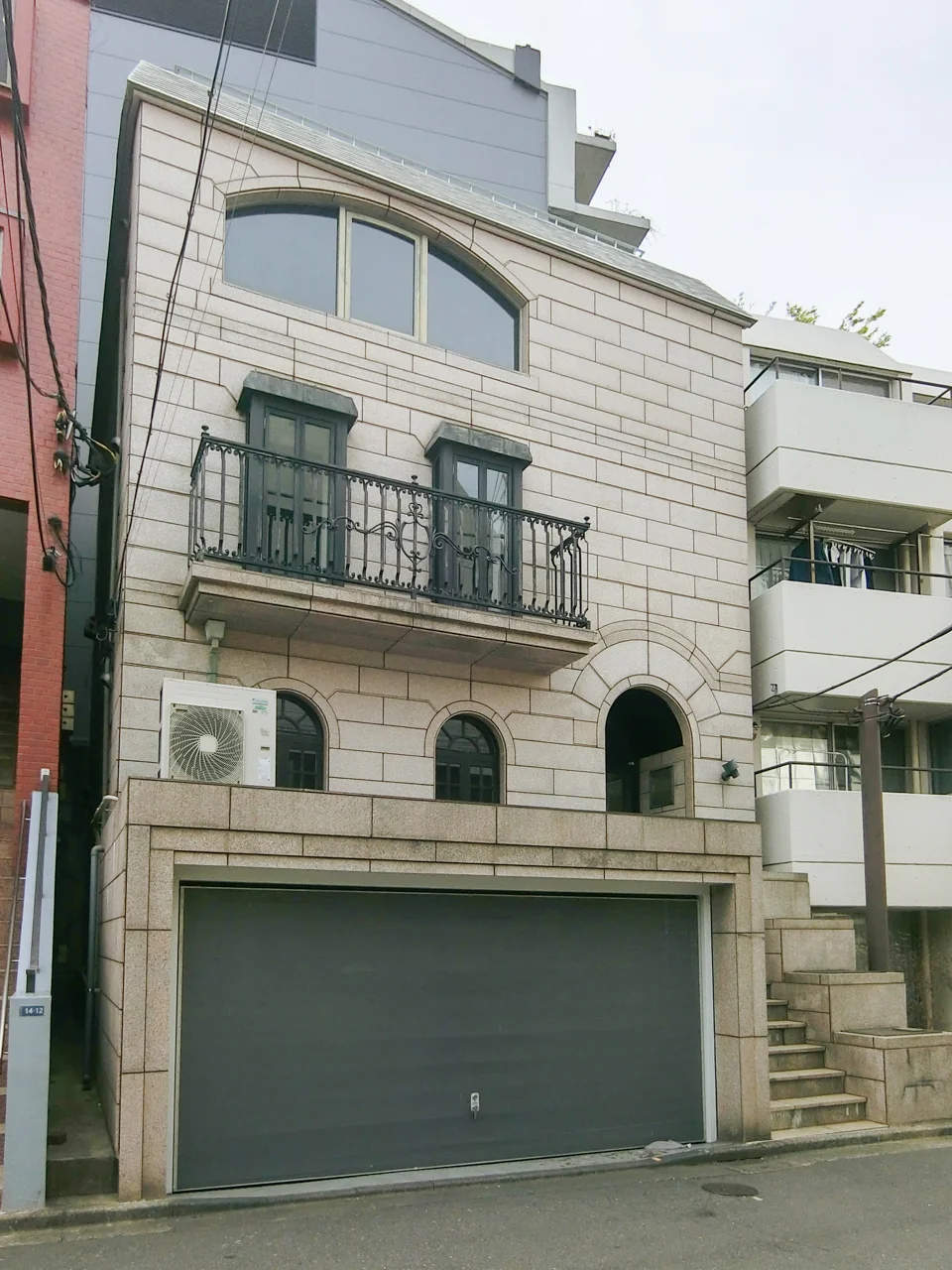 山手館 B1〜3階+屋上 外観 1