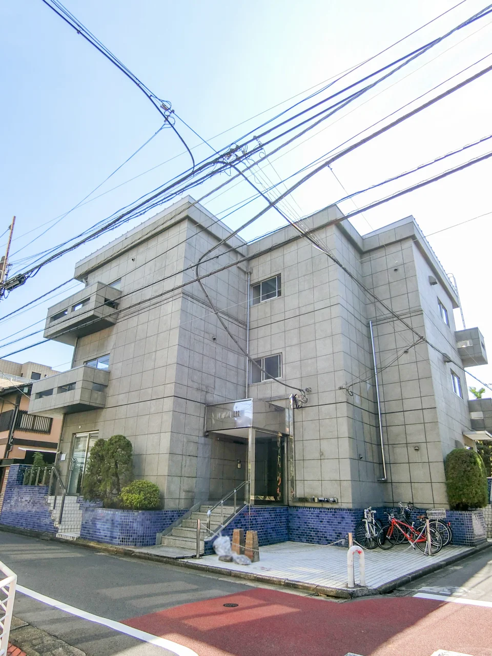 神宮前青山ビル 3 外観 1