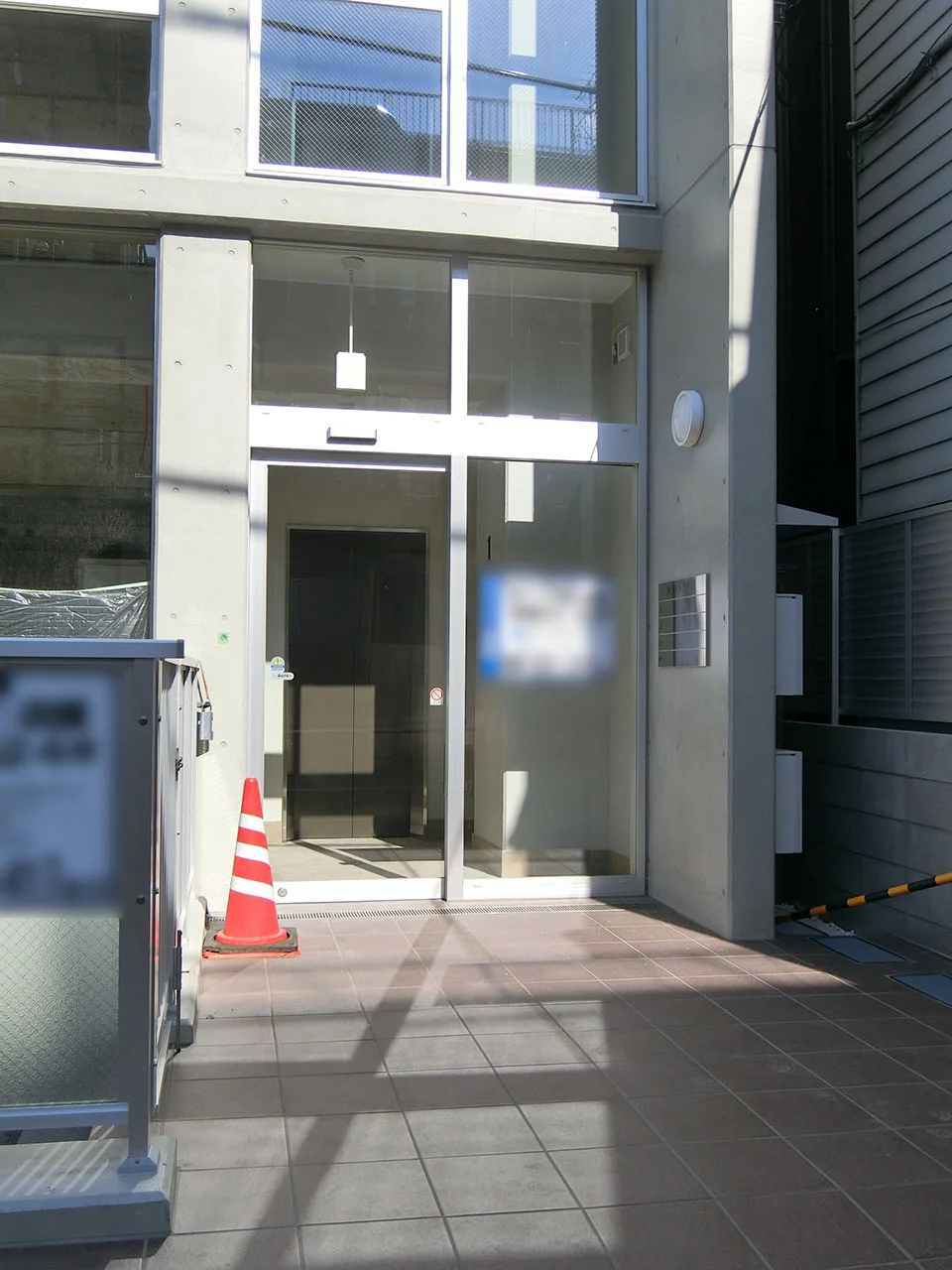 MANA表参道 2 エントランス 4