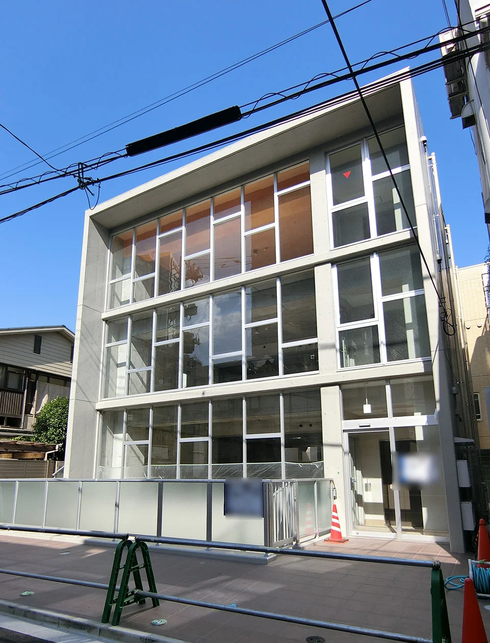 MANA表参道 2 外観 1