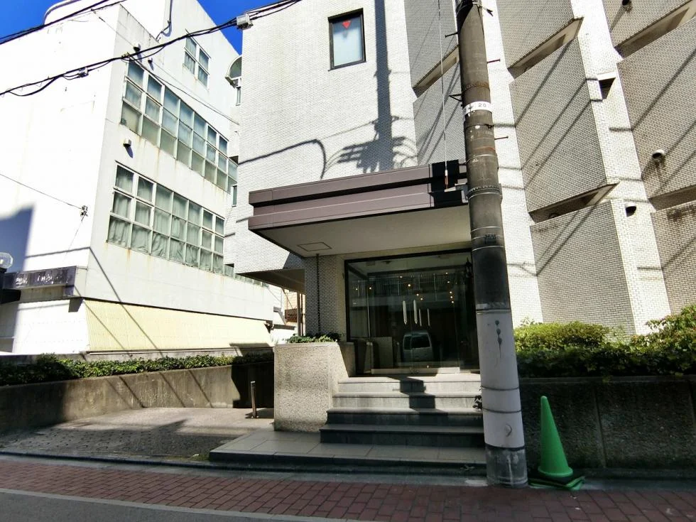 代官山フラッツ 1 エントランス 4