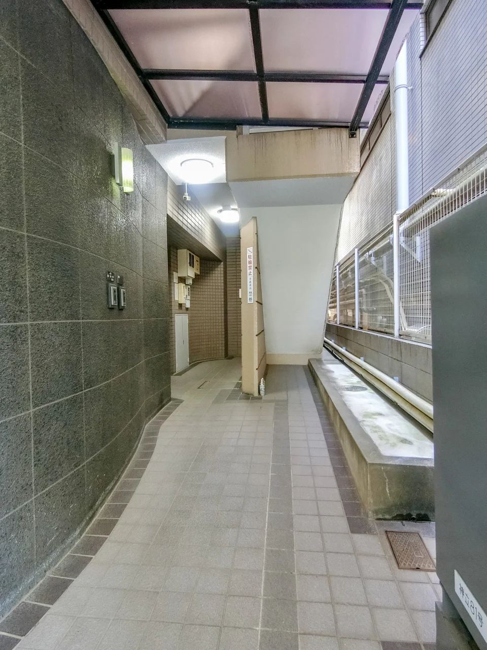 ARCHES KAMIYAMACHO(アーチーズ神山町) 4階+5階 エントランス 3