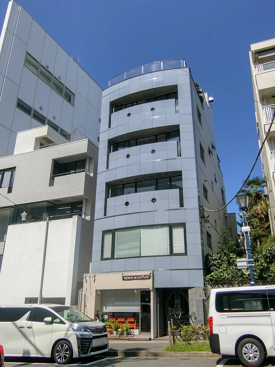カーデ青山ビル 3 外観 1