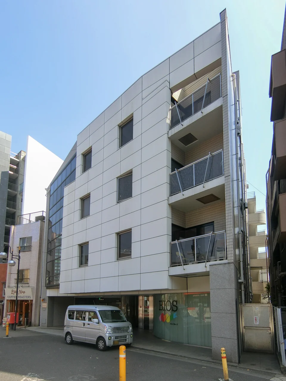 山崎ビル 1階・3階一括貸し 外観 2