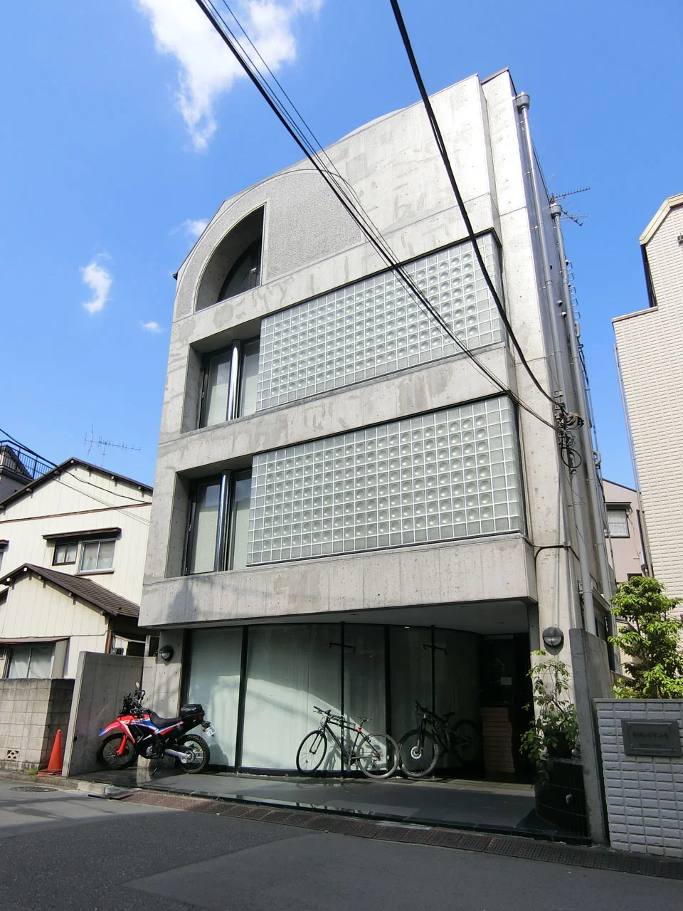 Garden coco神宮前 地下1階~4階1棟貸し 外観 2