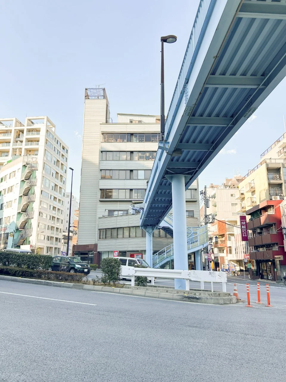 高橋ビル 4 オフィスビル外観 3