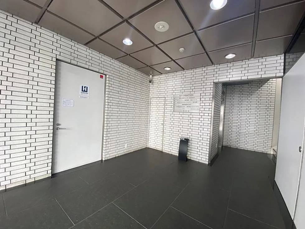 TOKYO CENTRAL SHIBUYA 2 ビルエントランス 3
