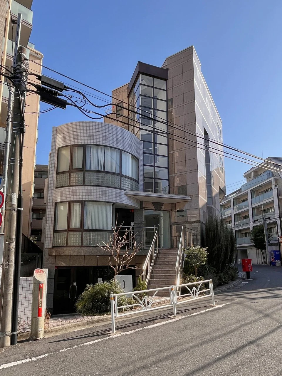 齋信ビル 一棟貸し 外観 2
