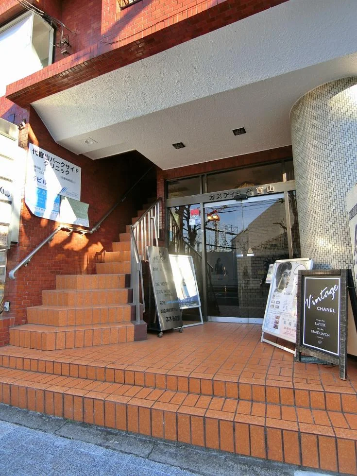 カスティヨ代官山 5 ビルエントランス 6