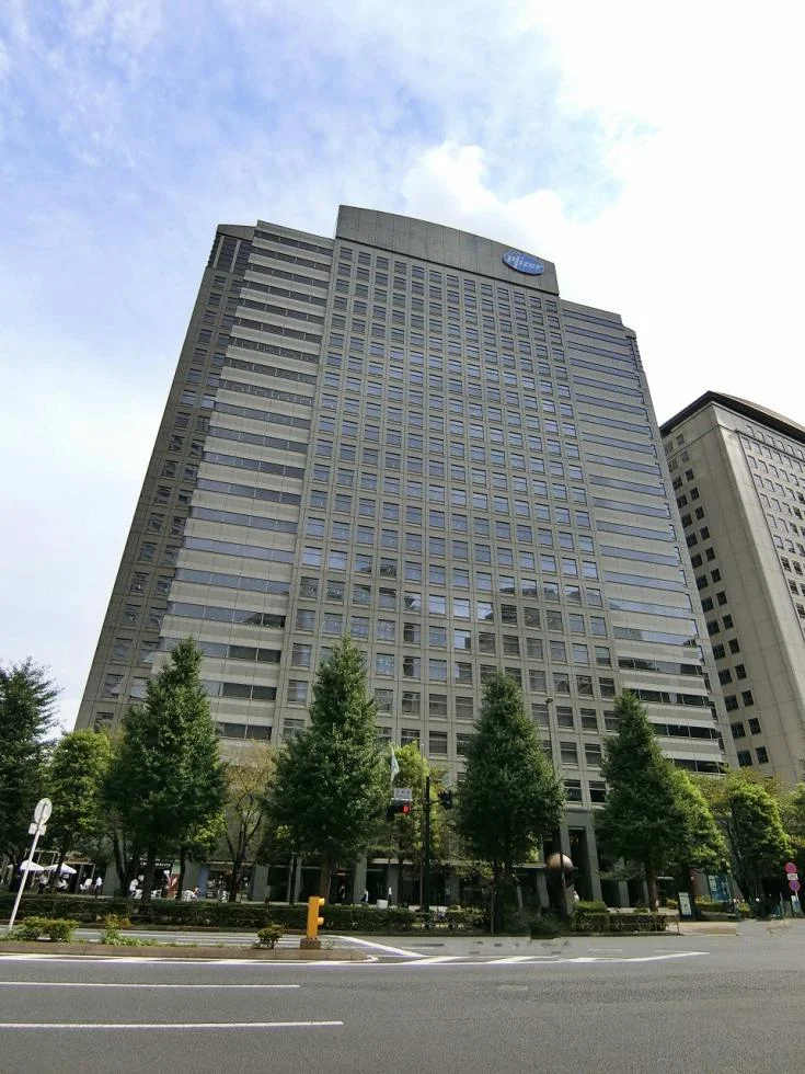 新宿文化クイントビル 20 オフィスビル外観 2