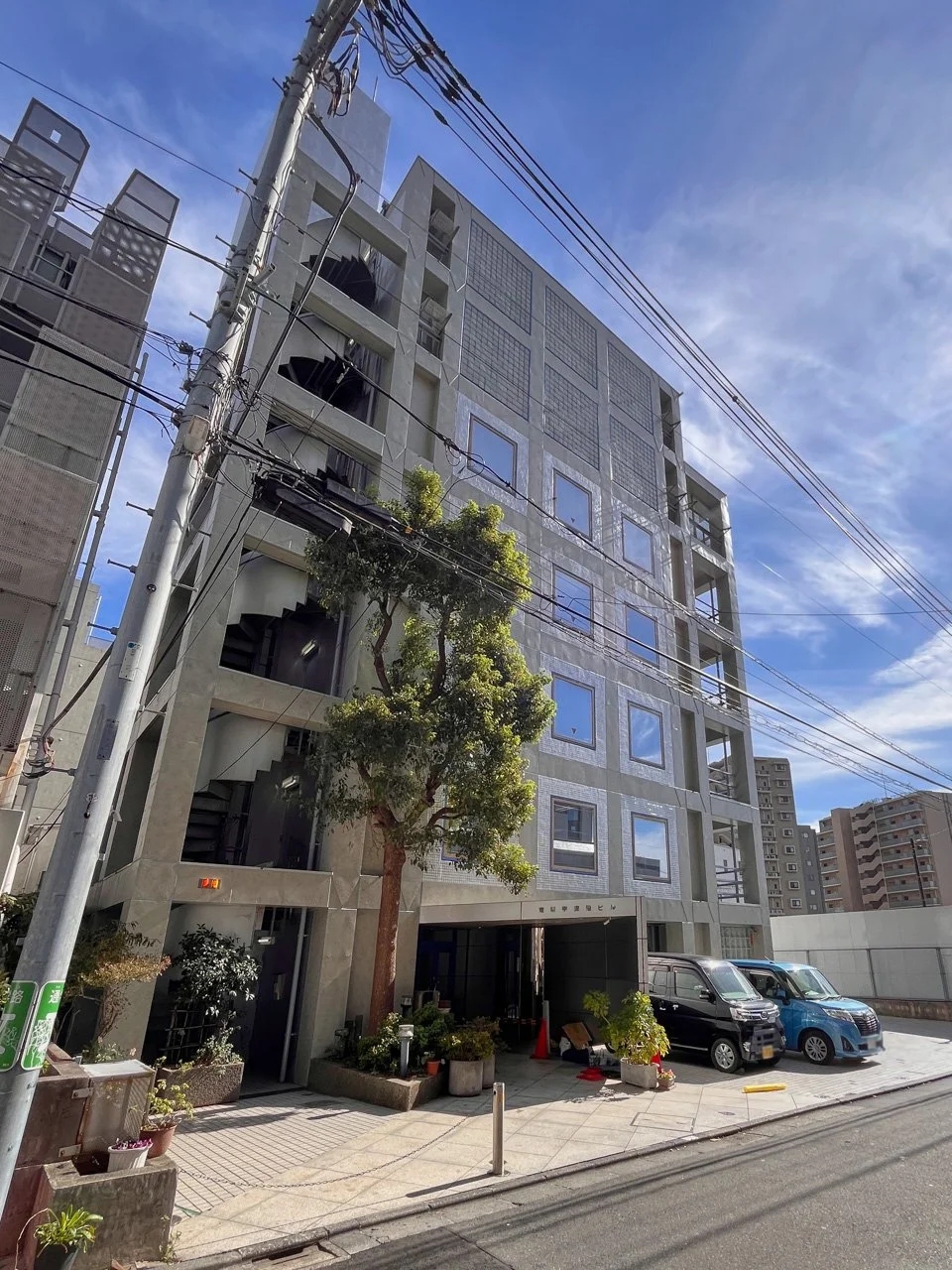 宮坂甲斐路ビル 1 オフィスビル外観 1