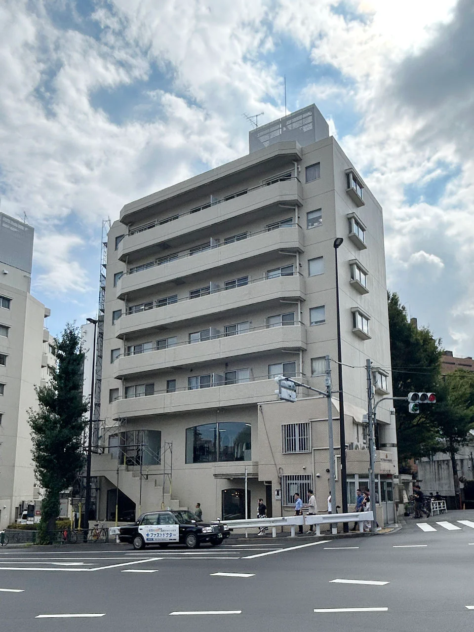 ツインビル代官山A棟 2 オフィスビル外観 2