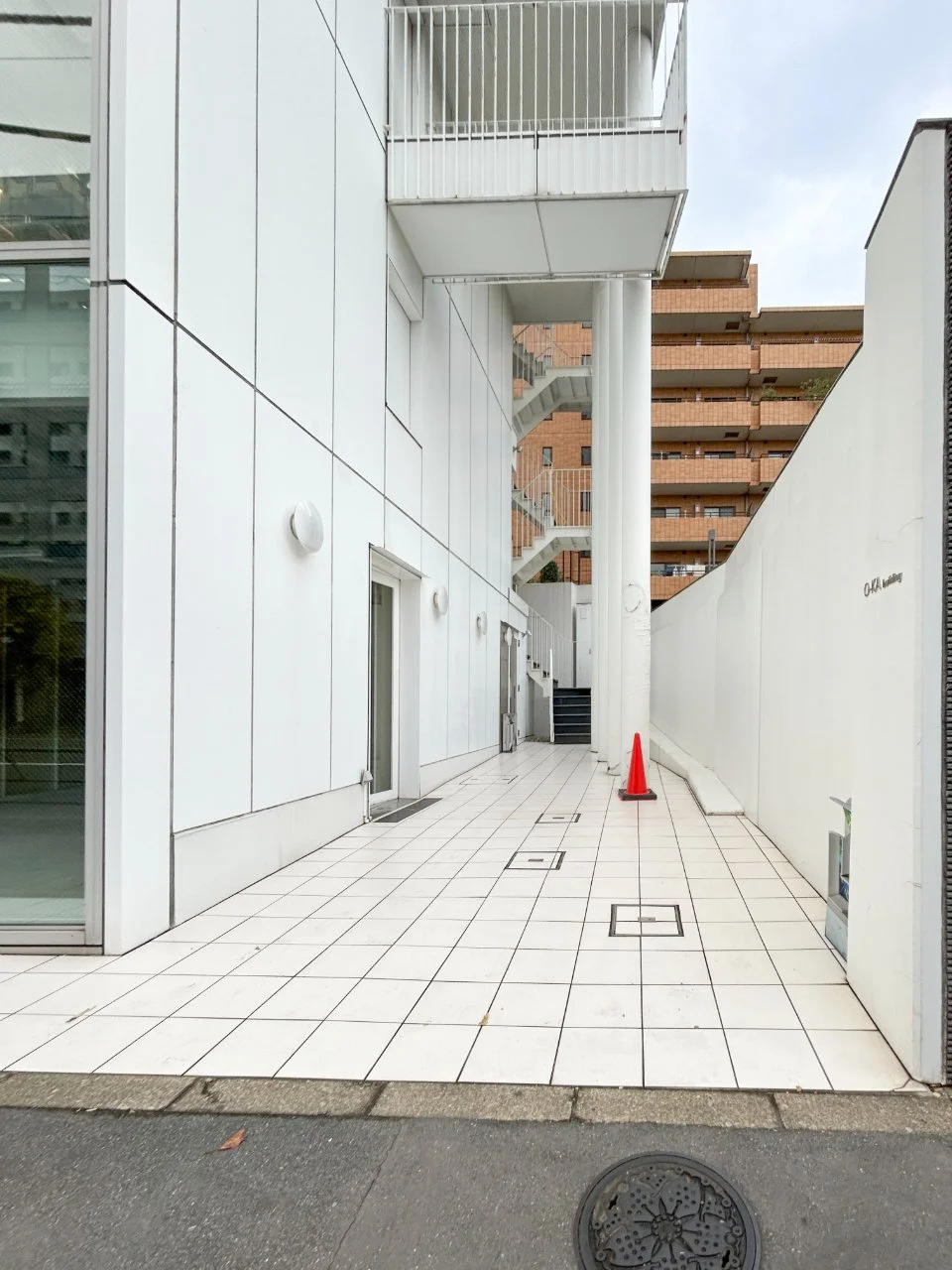 O-KA Building 3 ビルエントランス 5