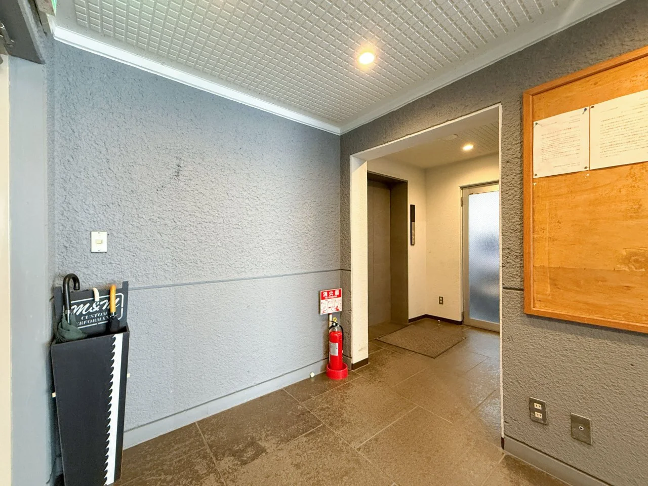 アカデミービル - 5