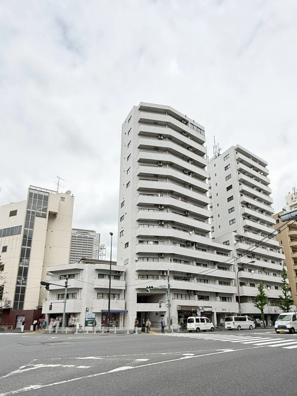 ヒルズ代官山ビル 13 オフィスビル外観 2