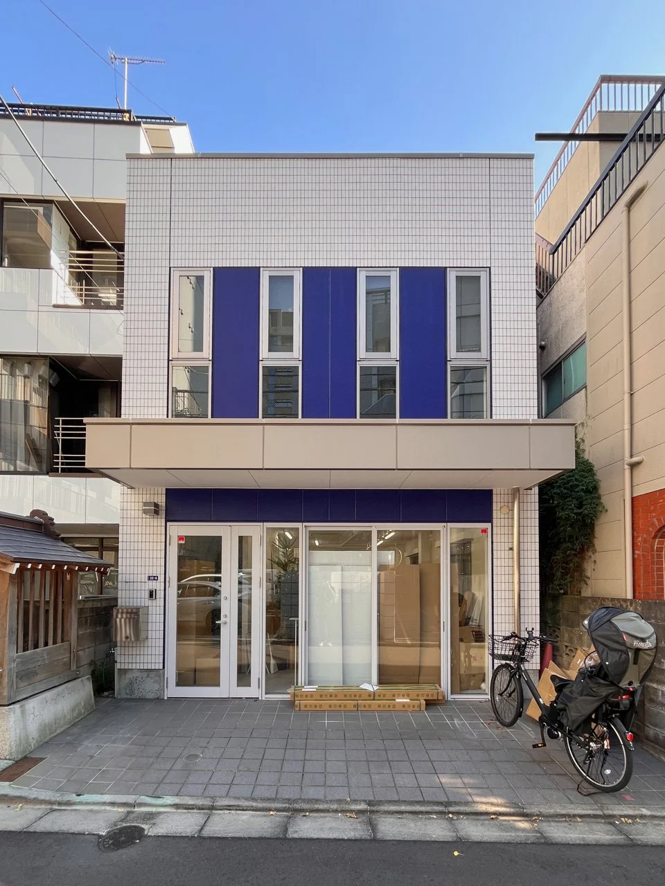 ヤヨイビル 一棟貸し 外観 1