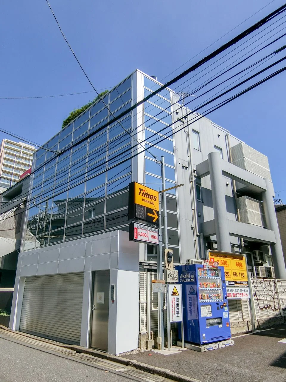 神宮パークレジデンス 地下2階から3階一棟貸し 外観 2