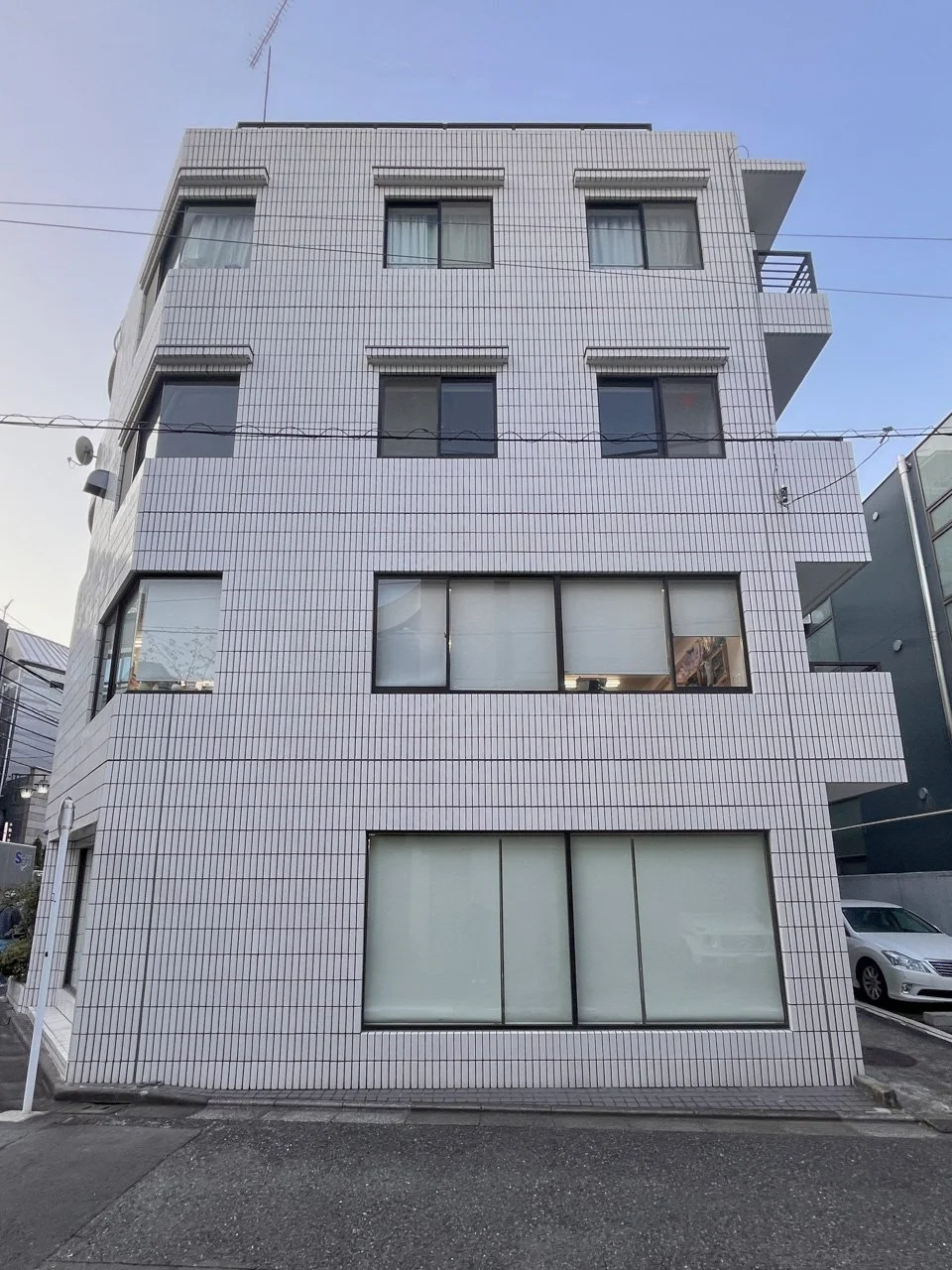 クロカワビル 3 外観 2